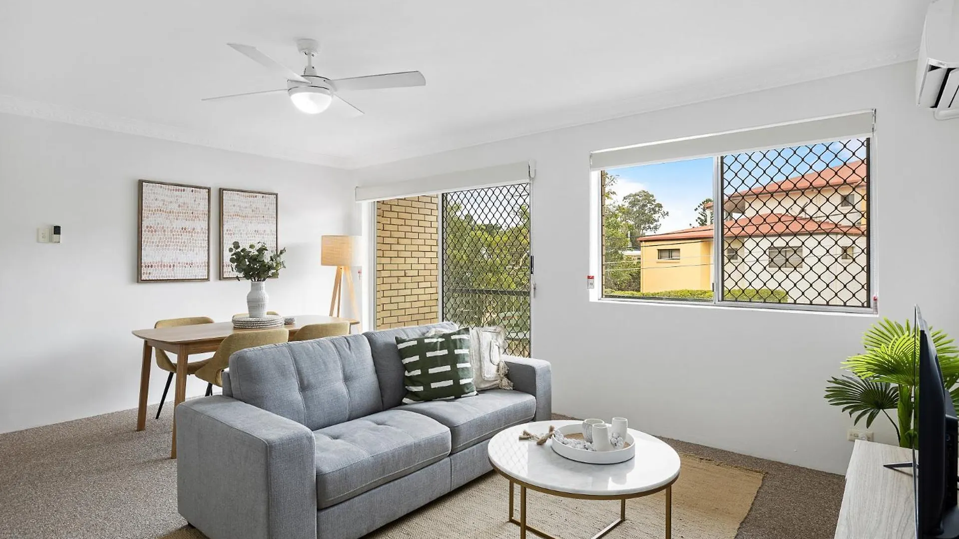 Spacious 2-Bed Apartment Near City Centre Brisbane